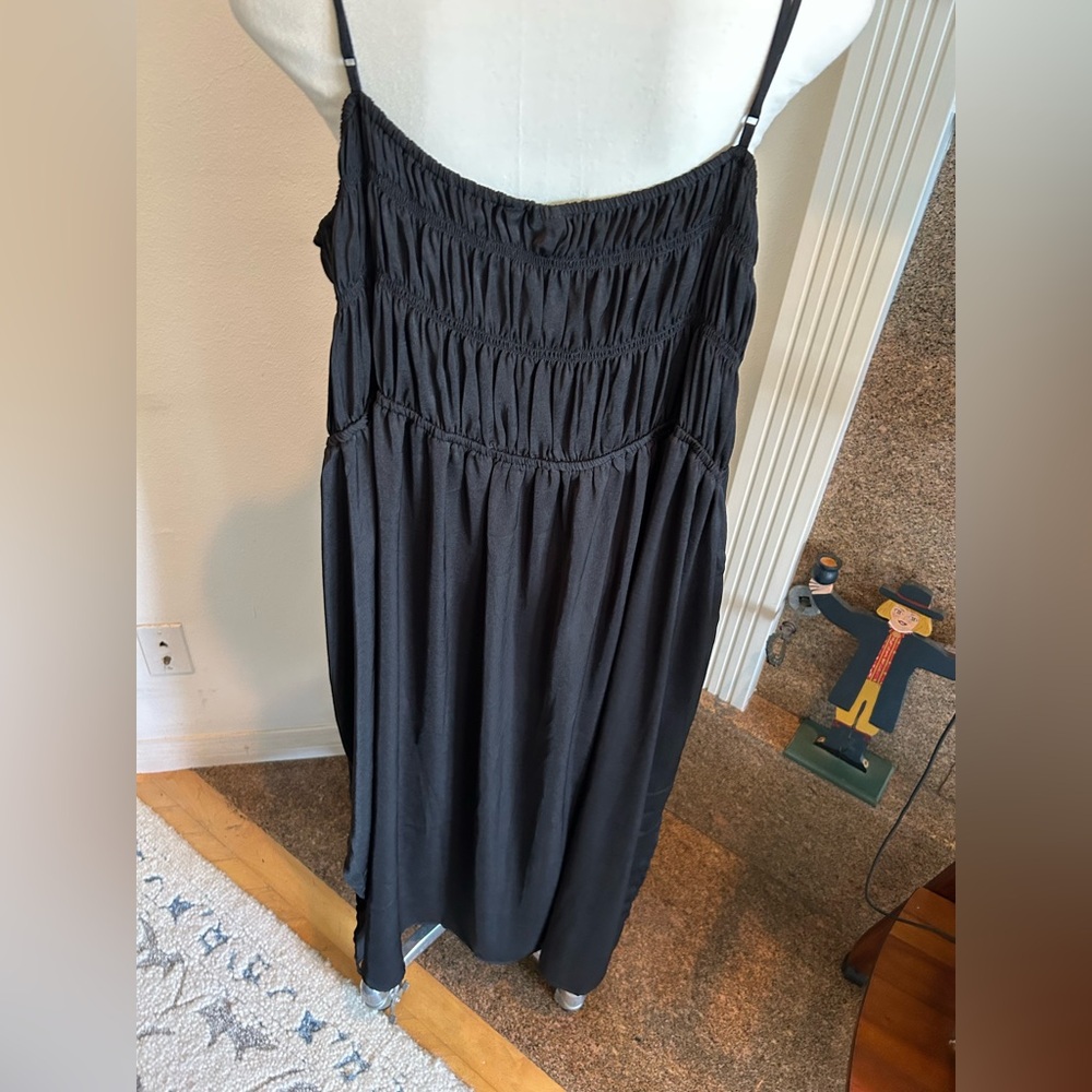 GAP Black Silky Smocked Midi Halter Dress, Size XXL - Picture 5 of 9